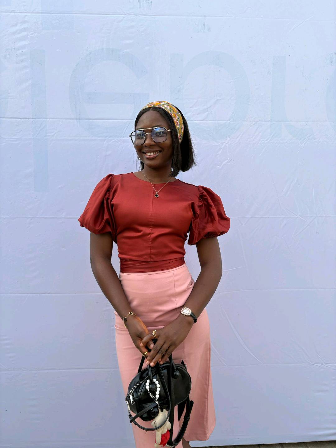 Slimbarbie, de Nigeria, una de las personas que puedes conocer en el chat